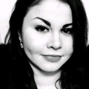 Meet your Posher, Cecelia